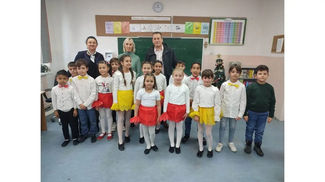 novogodishno-humanitarno-uchilishte-22-12-2022-37