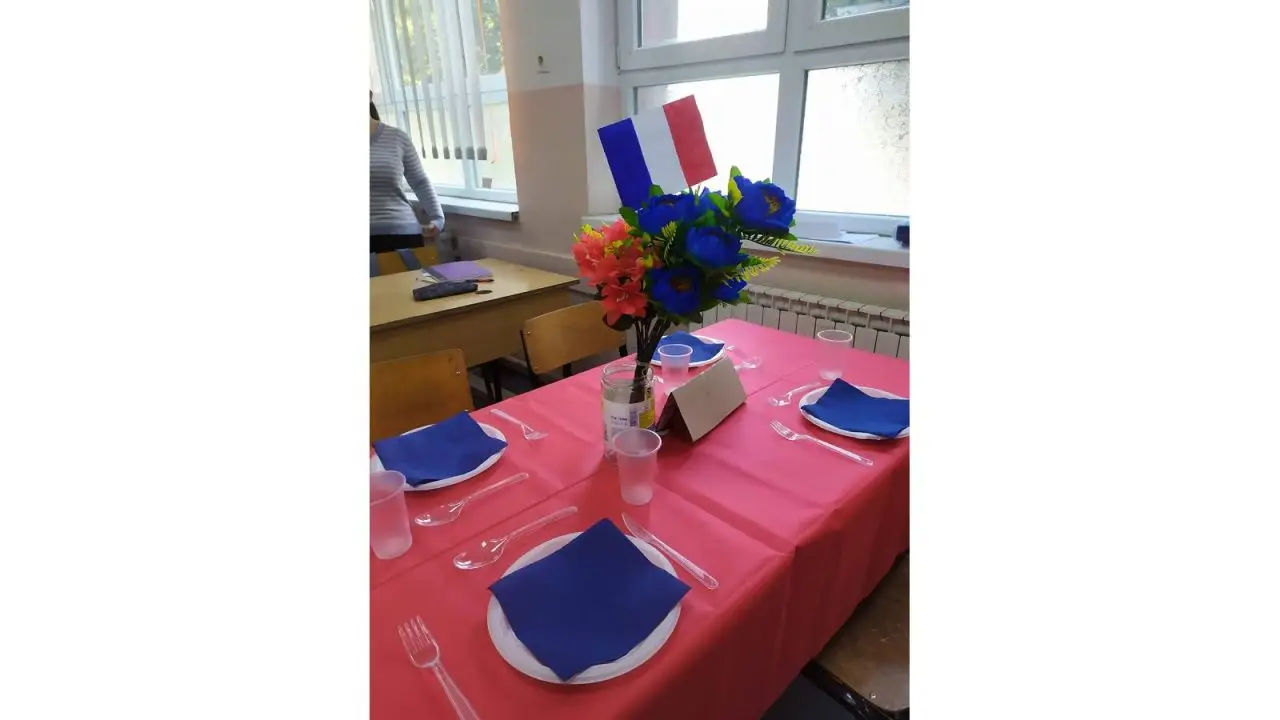 Во ресторан