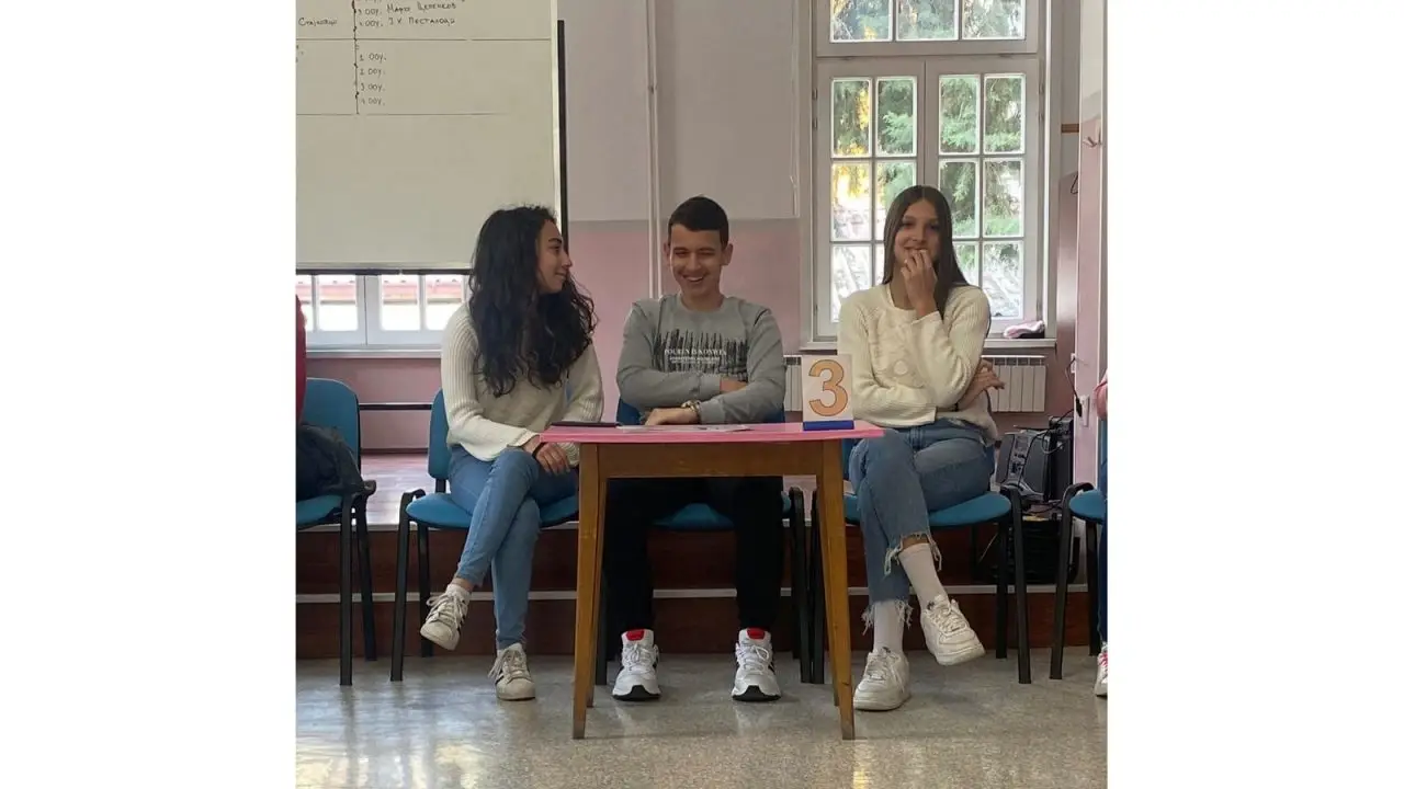 Полуфинале на Ученичката квизотека