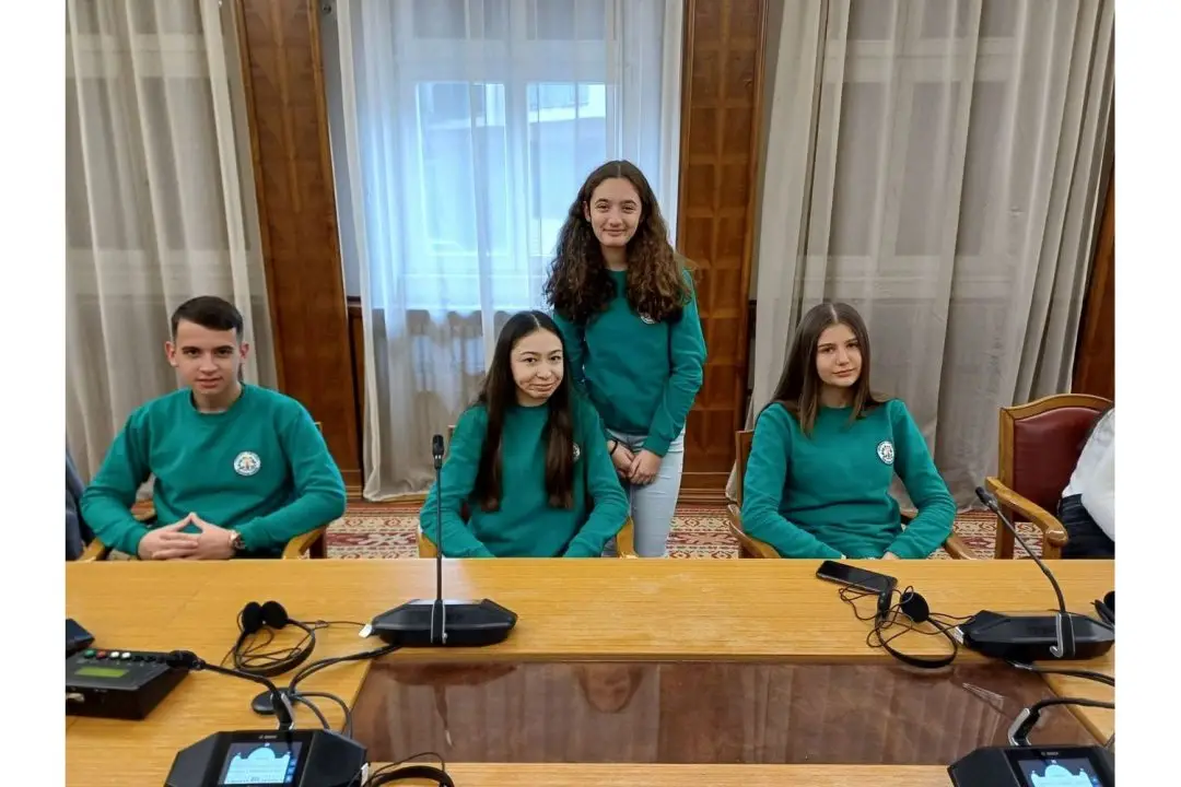 Учество во ДЕТСКИ ПАРЛАМЕНТ во Собранието на Р. С. Македонија