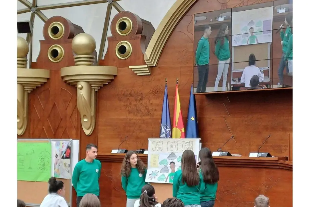 Учество во ДЕТСКИ ПАРЛАМЕНТ во Собранието на Р. С. Македонија