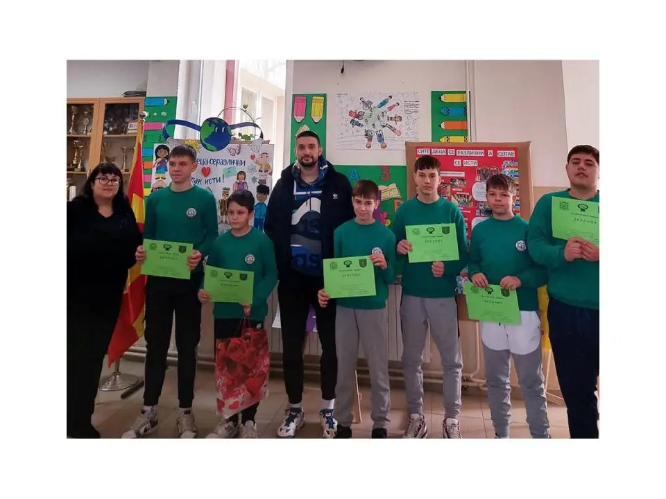 Nagradeni na konkursite po povod patronatot - 1 17