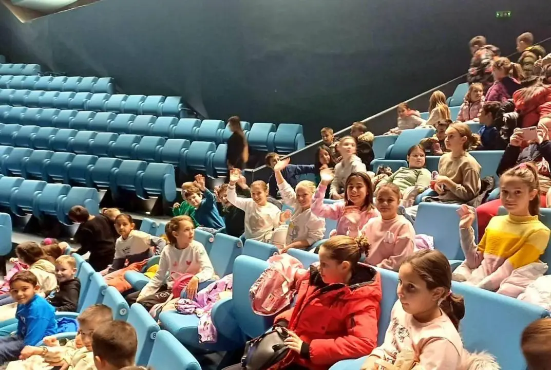 Балетска претстава Доктор Офболи Балетска претстава Доктор Офболи 20-11-2024 - слика 15