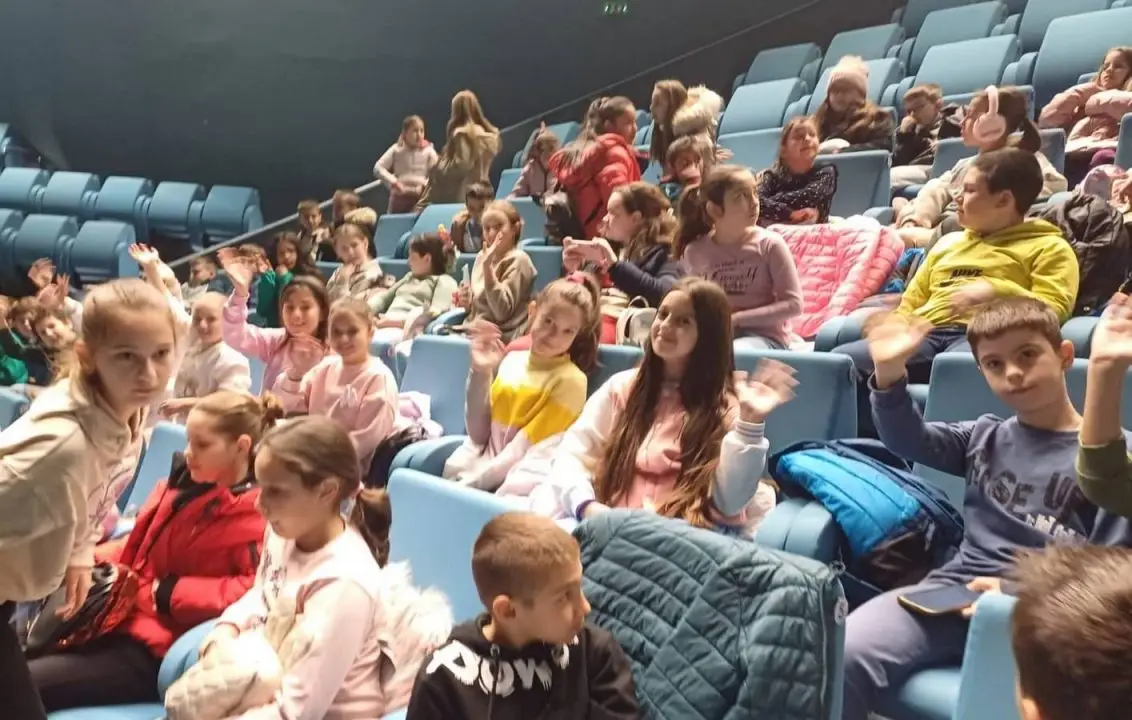 Балетска претстава Доктор Офболи Балетска претстава Доктор Офболи 20-11-2024 - слика 16