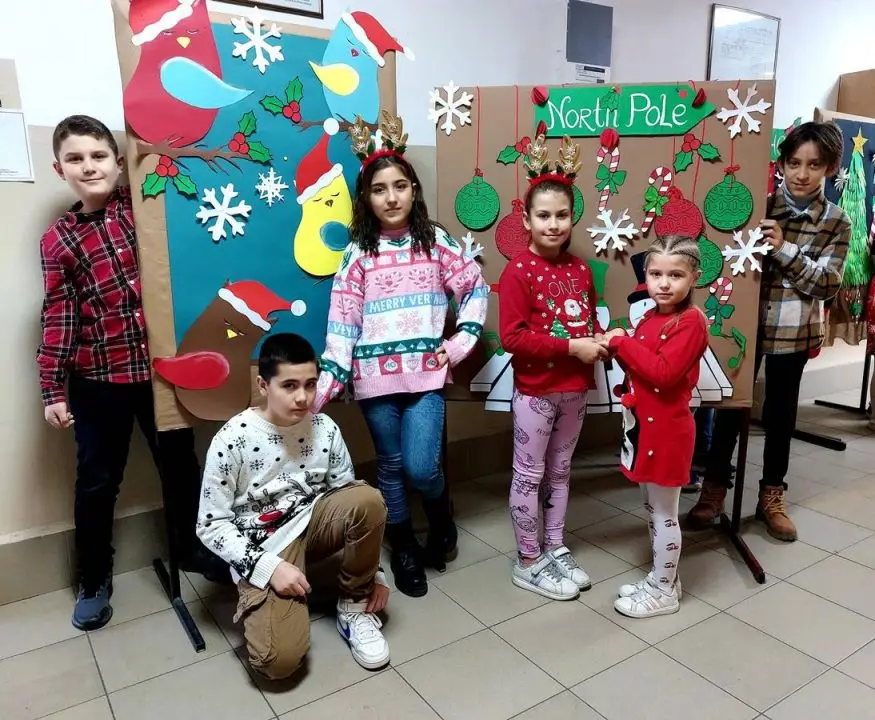 Новогодишни декорации – 1 Новогодишни декорации - 1 26-12-2024 - слика 12