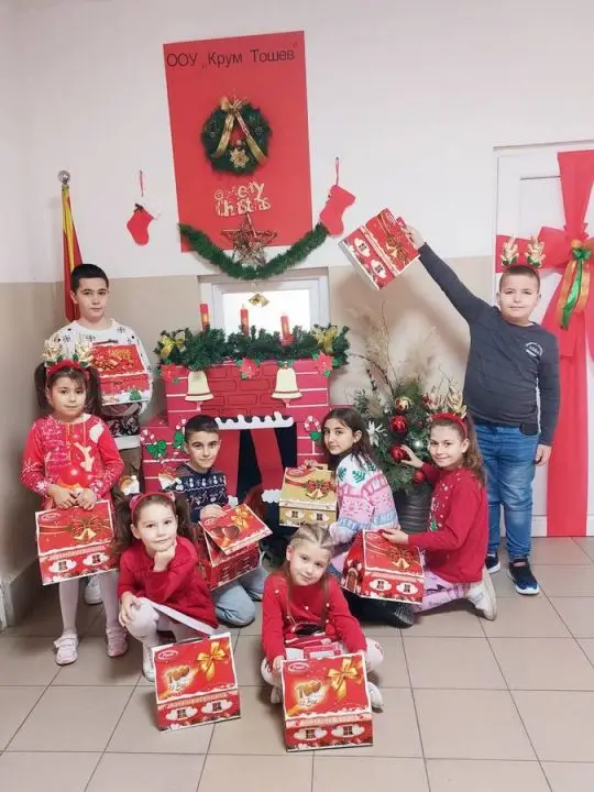 Новогодишни декорации – 1 Новогодишни декорации - 1 26-12-2024 - слика 13