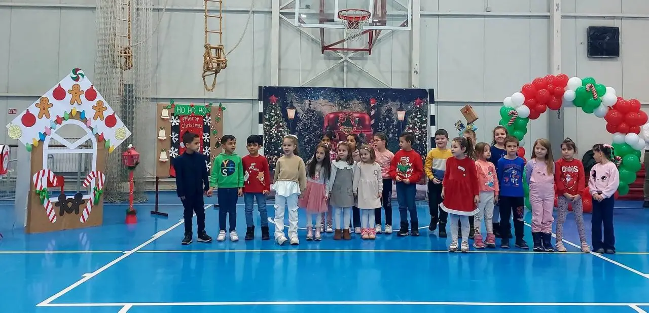 Новогодишна чајанка – новогодишна приредба и новогодишен базар – 1 Новогодишна чајанка - новогодишна приредба и новогодишен базар - 1 24-12-2024 - слика 1