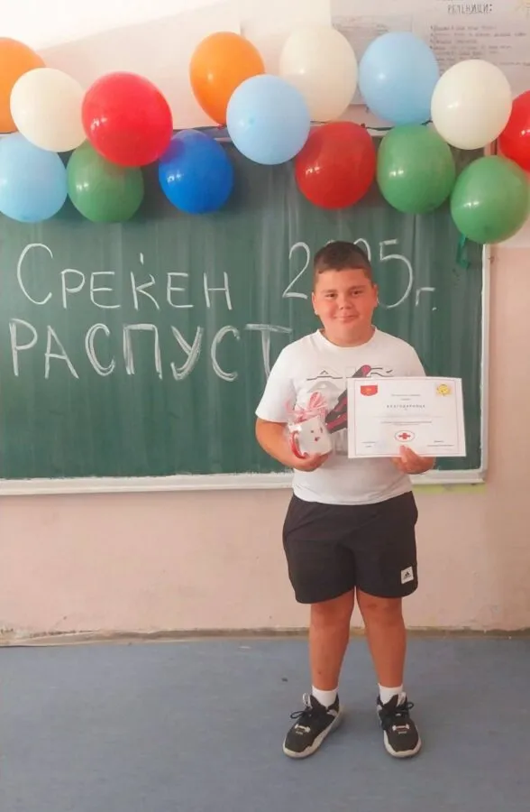 Доделување на благодарници и подароци за крводарителите Доделување на благодарници и подароци за крводарителите 30-06-2025 - слика 7